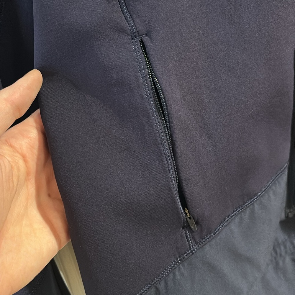 Lululemon || Cardio Squad Jacket in Midnight Navy 6 - Picture 6 of 15